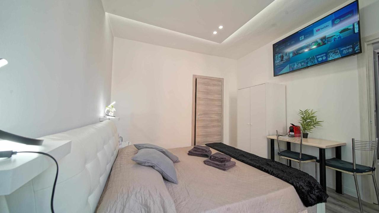 Destiny Home 2 Verona Piazza Isolo Camera foto
